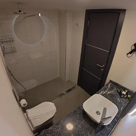 Er Turistik Apartment *